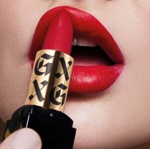 NIB GXVE XTRA Sauce Longwear Vinyl Liquid Lipstick - Original Recipe Red